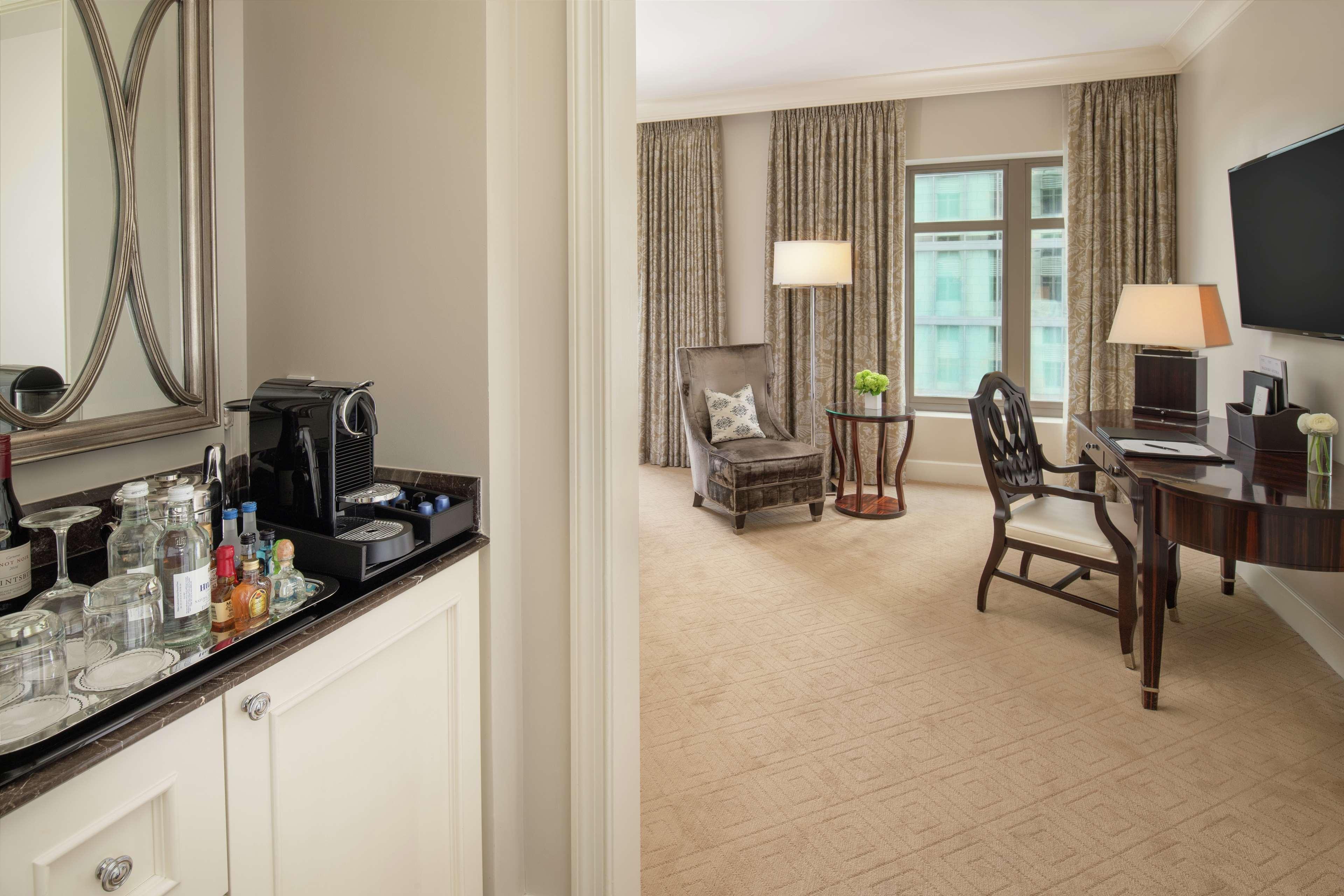 Hotel Waldorf Astoria Atlanta Buckhead Extérieur photo
