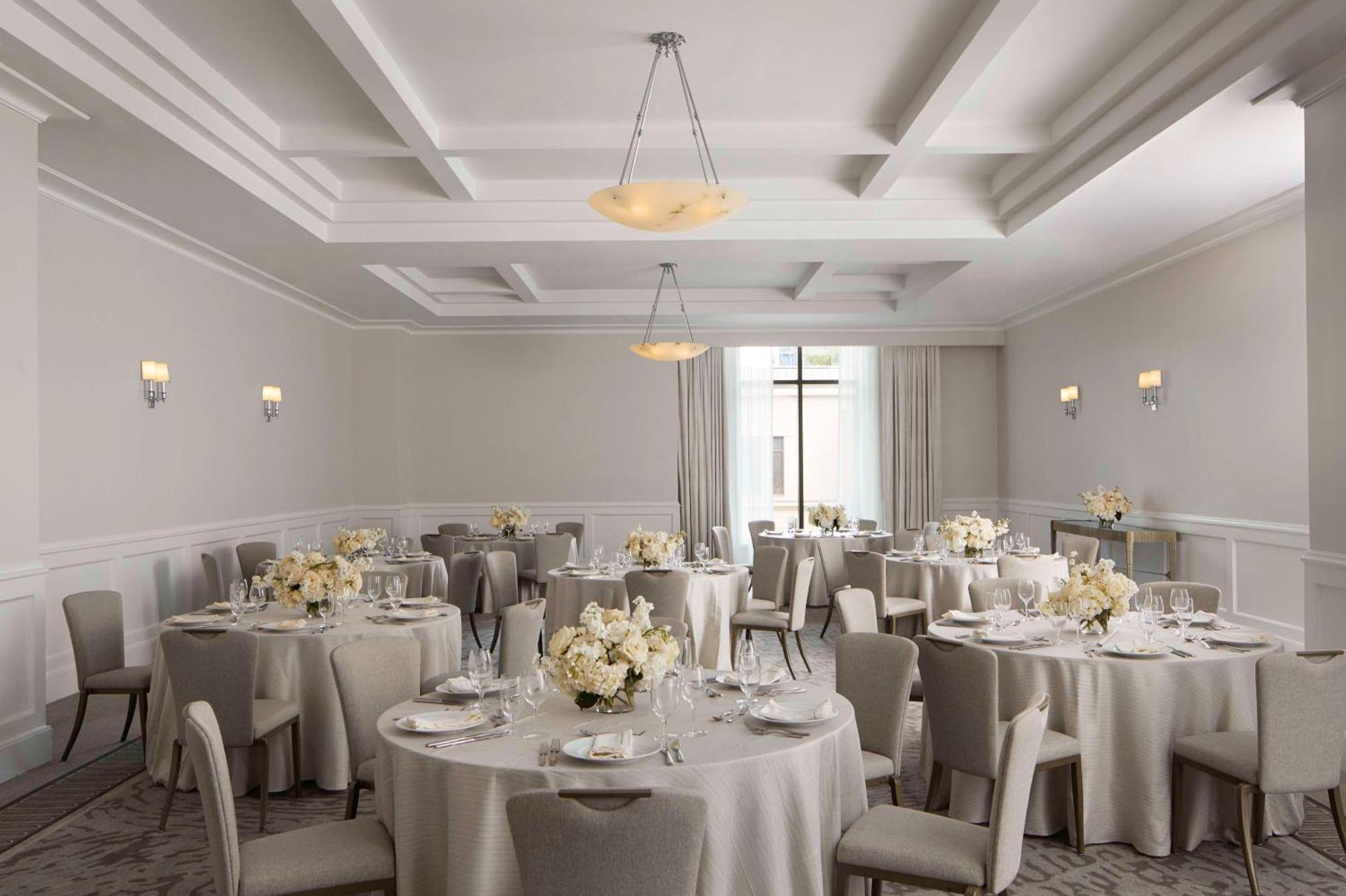 Hotel Waldorf Astoria Atlanta Buckhead Extérieur photo